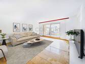 großzügiges Wohnzimmer - 