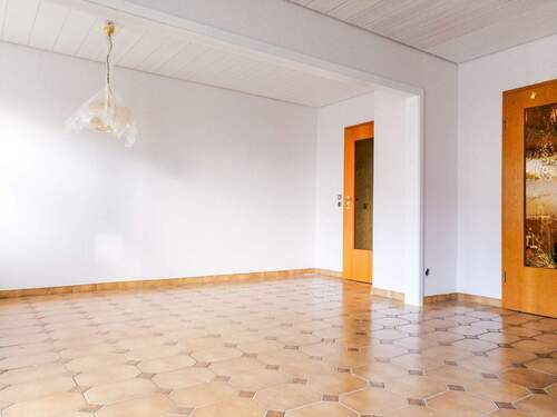 Wohnzimmer - 4 Zimmer Reihenmittelhaus zum Kaufen in Schwieberdingen