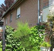 3 Zi. - Erdgeschosswohnung mit Garten & 2 Stellplätzen in Sankt Augustin 3 Zi. - Erdgeschosswohnung mit Garten & 2 Stellplätzen in Sankt Augustin