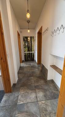 Wohnungstüre + Diele - 