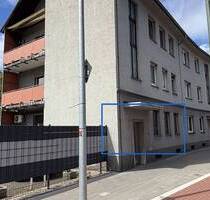 Charmante und ansprechende Wohnung mit Balkon, Klima und eigenem Stellplatz - Duisburg Obermeiderich