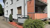Seiten- + Eckansicht - 2 Zimmer Etagenwohnung in Duisburg