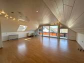 Hinterhaus - Wohnung 02 - Zimmer Dachgeschoss - 