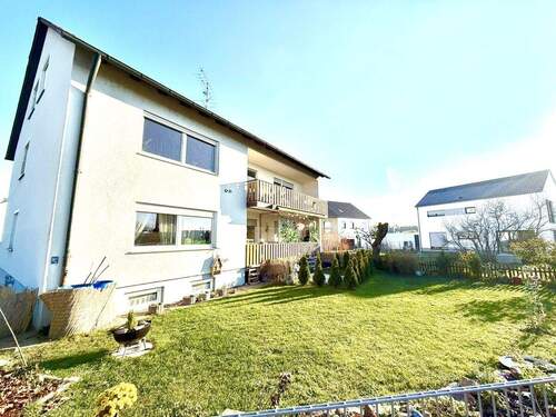 Ihr Dreifamilienhaus mit Garten von Nord-Westen - 