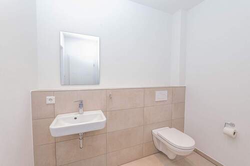 Gäste-WC - Doppelhaushälfte mit 108,00 m&sup2; in Stade zur Miete