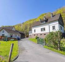 Iserlohn Grüne - Mehrgenerationenhaus mit großer Wald- und Weidefläche