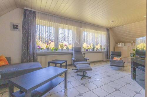 Wohnzimmer im OG - 