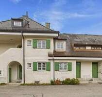 Charmantes denkmalgeschütztes Reihenhaus mit Geschichte und Stil - Oberschleißheim