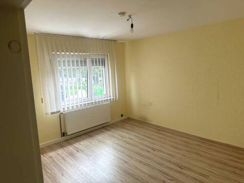 Wohnzimmer 1.OG mitte - 