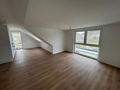 Wohnzimmer - Etagenwohnung mit 77,00 m&sup2; in Boxberg zur Miete