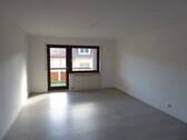 Wohnzimmer, Bild 2 - 3 Zimmer Etagenwohnung zur Miete in Pforzheim