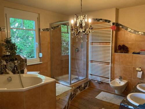 Badezimmer im OG - Haupthaus - 