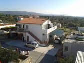 Bild 1 - Mehrfamilienhaus mit 4 Wohnungen in Kroatien