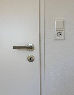 Detail: Schalter & Klinken neu - 