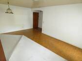 Wohnzimmer - 2 Zimmer Etagenwohnung in Bergheim