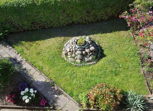 Blick in den Vorgarten - 