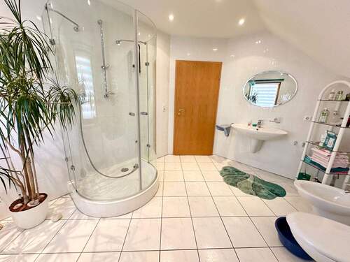 Bad im Obergeschoss - 