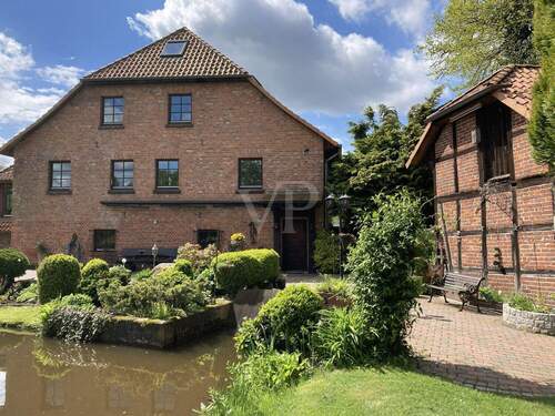 Titelbild - 6 Zimmer Einfamilienhaus in Bergen