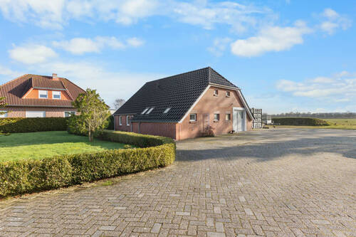 Aussenansicht - Mehrfamilienhaus, Wohnhaus zum Kaufen in Südbrookmerland
