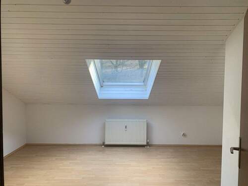 Kinderzimmer/Büro o.ä. - 