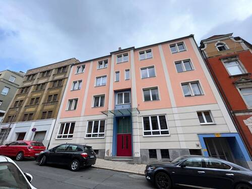 Außenansicht - tolle, geräumige, renovierte 4,5 Zimmer Wohnung im Herzen von Hof