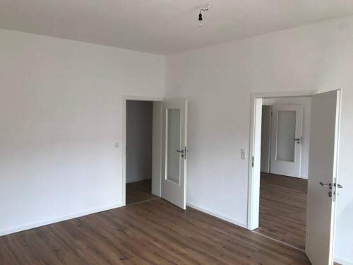 Kinder 1-2 - Etagenwohnung mit 135,90 m&sup2; in Hof zur Miete