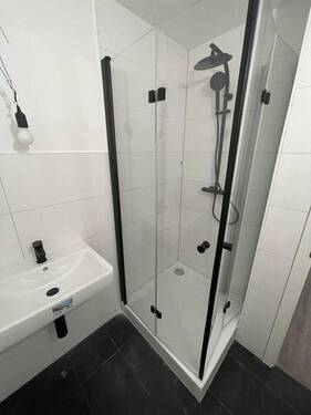 KG WC - 