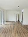 Wohnzimmer - 6 Zimmer Doppelhaushälfte zur Miete in Brandenburg - Blankenfelde-Mahlow