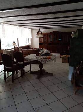 1. OG ( Wohnzimmer / Balkon ) - 