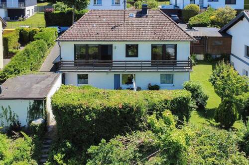 Hausansicht - 6 Zimmer Einfamilienhaus zum Kaufen in Hennef (Sieg)