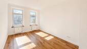 Wohnzimmer - 3 Zimmer Etagenwohnung zum Kaufen in Leipzig