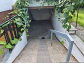 27 Keller, Außentreppe z offenen Vorraum - 