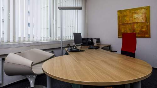 Büroraum - Büro zur Miete in Stuttgart