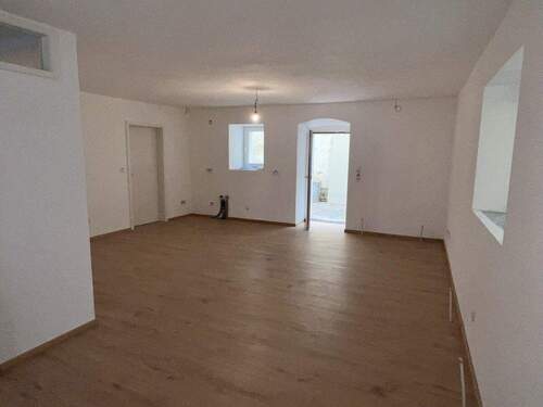 Wohnbereich - Etagenwohnung mit 94,00 m² in Regensburg zum Kaufen