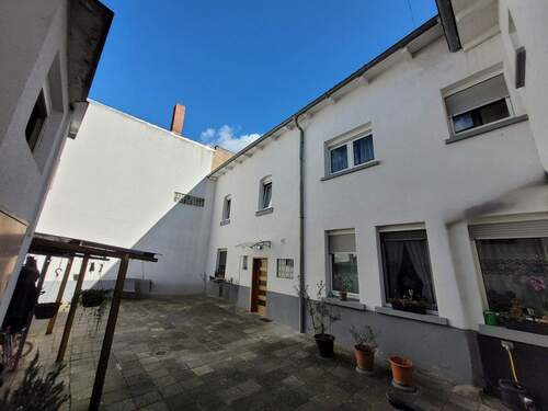 Innenhof - Ansicht Hinterhaus - 
