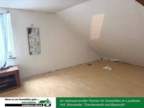 Zimmer - 1 Zimmer Mehrfamilienhaus, Wohnhaus in Arzberg