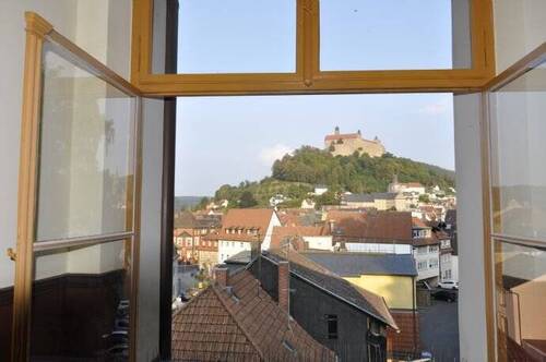 Treppenhaus - Großzügige und helle 3-Zimmer Wohnung im Herzen von Kulmbach!