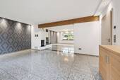 Wohn- Essbereich mit Kamin - 3 Zimmer Reihenmittelhaus in Mönchengladbach