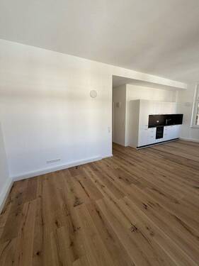 Wohn- und Essbereich - Etagenwohnung mit 58,00 m&sup2; in Stuttgart zur Miete