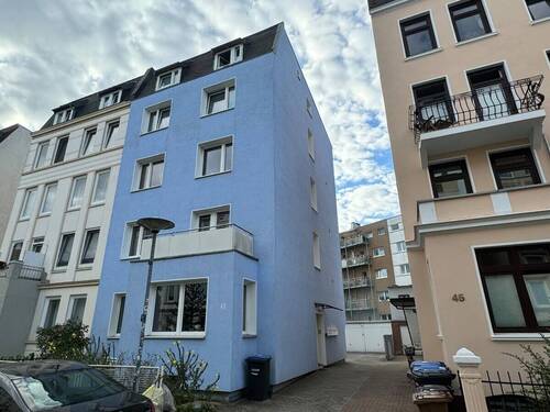 Objekt - Mehrfamilienhaus, Wohnhaus mit 290,00 m&sup2; in Lübeck - St. Lorenz-Nord zum Kaufen