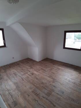 DG Schlafzimmer Hs.-Nr. 4a - 