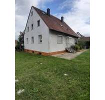 Einfamilienhaus m. Nebengebäuden - Zirndorf