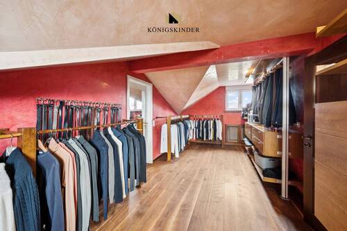 Tolles Ankleidezimmer - 