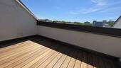 Dachterrasse mit toller Aussicht - Über den Dächern von Landshut: Kernsanierte Dachgeschoss-Whg. mit 4 Zimmer u. 2 großen Dachterrassen