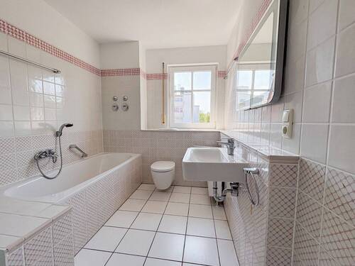 Impression Tageslichtbadezimmer - 
