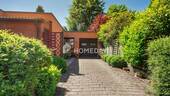 Außenansicht 1 - Das Haus am See - Bungalow in mediterranem Stil mit privatem See und viel Freiraum