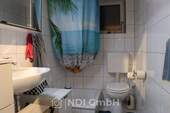 Badezimmer EG - Etagenwohnung mit 39,70 m&sup2; in Reinfeld (Holstein) zum Kaufen