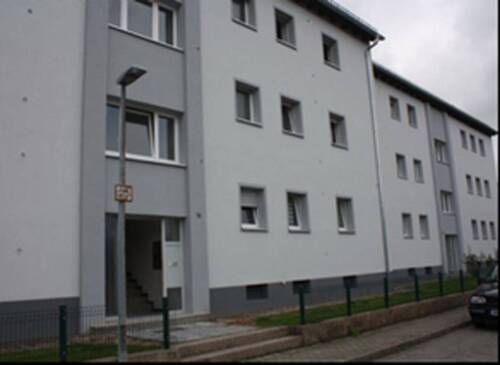 Bild 1 - Gepflegte 4-Zimmer-Wohnung mit Balkon, Garage und umfangreicher Sanierung in Gunzenhausen
