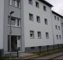 Gepflegte 4-Zimmer-Wohnung mit Balkon, Garage und umfangreicher Sanierung in Gunzenhausen