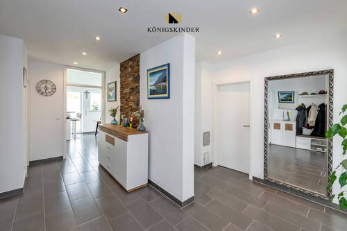 Haus_2_Wohnung1_Flur_DSC4119 - 